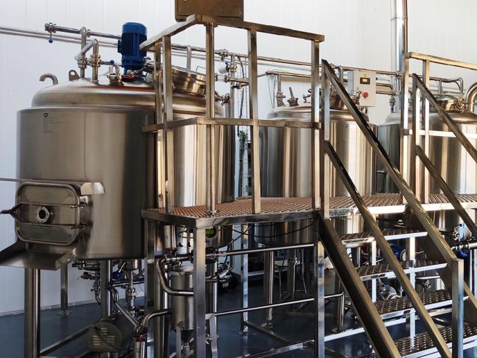2000L Brewery System in Spain