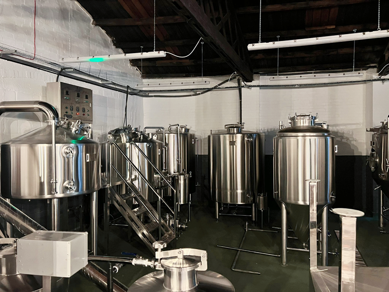 5BBL Brewery system in the UK.
